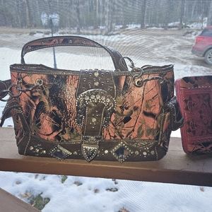 Pink camo conceal purse and wallet